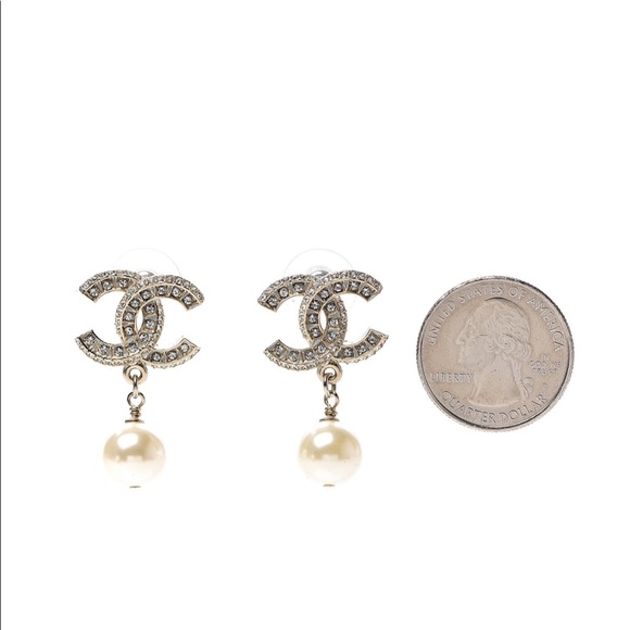 CHANEL CC DROP EARRINGS - Picture 3 of 8